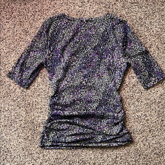 White House Black Market Multi-ColorMesh Shirred Side Tee - Picture 3 of 6